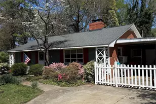 3218 Driftwood Dr, Charlotte, NC 28205 - Photo 5