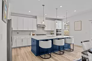 6018 Valehaven Pl, Charlotte, NC 28269 - Photo 7