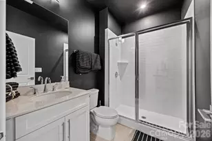 6018 Valehaven Pl, Charlotte, NC 28269 - Photo 15