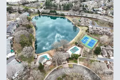 7034 Quail Hill Road, Charlotte, NC 28210 - Photo 3