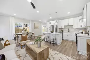 105 N Smallwood Pl, Charlotte, NC 28216 - Photo 7