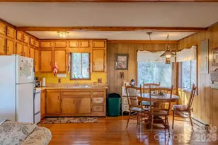 465 Enchanted Frst Dr, Sylva, NC 28779 - Photo 3