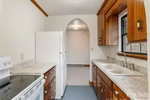 752 Burnside Trail, Hendersonville, NC 28792 - Photo 9