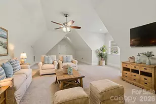 4526 Island Waters Dr, Denver, NC 28037 - Photo 9