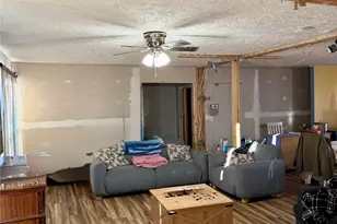 600 Scottdale Rd, Canton, NC 28716 - Photo 9