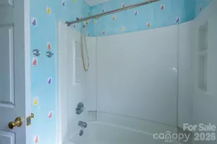 4210 McKendree Way, Charlotte, NC 28269 - Photo 5