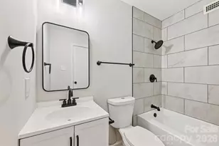 2231 Rexford Rd, Charlotte, NC 28211 - Photo 17