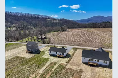 634 Beehive Road, Hendersonville, NC 28792 - Photo 5