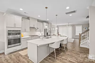 314 Hastings Run Drive, Charlotte, NC 28211 - Photo 9