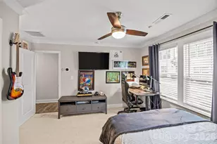 314 Hastings Run Dr, Charlotte, NC 28211 - Photo 7