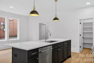 1315 Condon St, Charlotte, NC 28216 - Photo 7