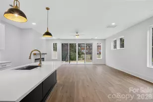 1315 Condon St, Charlotte, NC 28216 - Photo 9