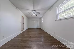 6332 Round Hill Rd, Charlotte, NC 28211 - Photo 23