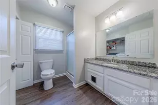 6332 Round Hill Rd, Charlotte, NC 28211 - Photo 19