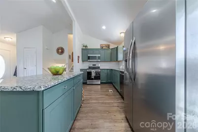 6332 Round Hill Road, Charlotte, NC 28211 - Photo 9