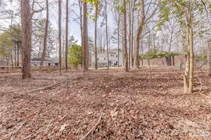 6332 Round Hill Rd, Charlotte, NC 28211 - Photo 29