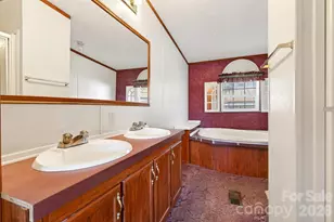 60 Buttercup Ln, Marion, NC 28752 - Photo 21