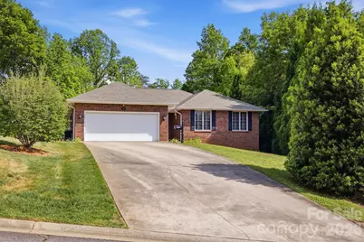 100 Crosscreek Drive, Morganton, NC 28655 - Photo 3