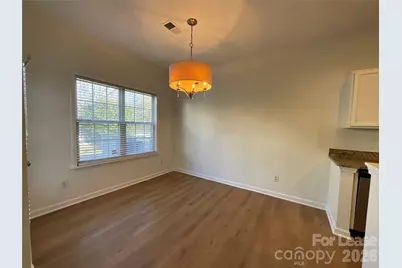 7809 Lennoxshire Lane, Charlotte, NC 28210 - Photo 5