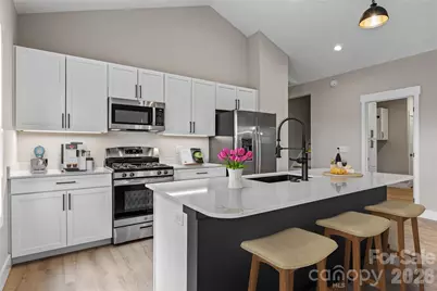 459 Waters Road, Hendersonville, NC 28792 - Photo 17