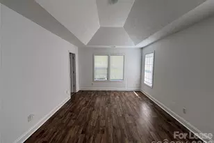 1701 Wilburn Park Ln NW, Charlotte, NC 28269 - Photo 23