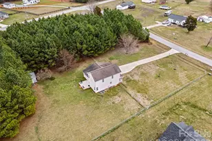 4660 Garys Pl, Crouse, NC 28033 - Photo 1