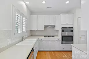 221 Sloane Square Way, Charlotte, NC 28211 - Photo 7