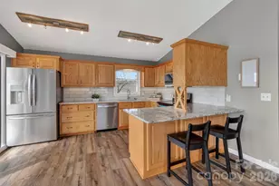 254 N Shoreline Dr, New London, NC 28127 - Photo 11