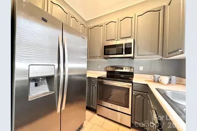 914 Hawthorne Bridge Court, Charlotte, NC 28204 - Photo 7