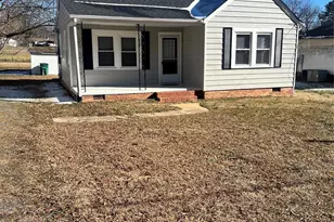 615 Arlington Ave, Albemarle, NC 28001 - Photo 1