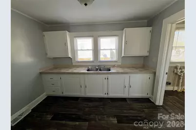 615 Arlington Avenue, Albemarle, NC 28001 - Photo 9