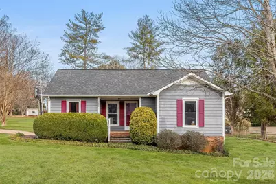 2600 Castlewood Drive, Gastonia, NC 28056 - Photo 1