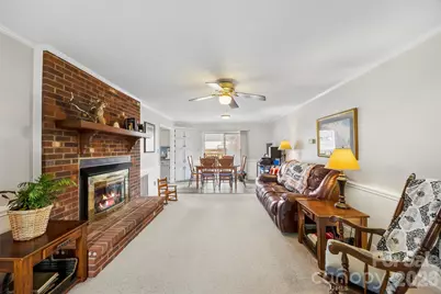 2600 Castlewood Drive, Gastonia, NC 28056 - Photo 3