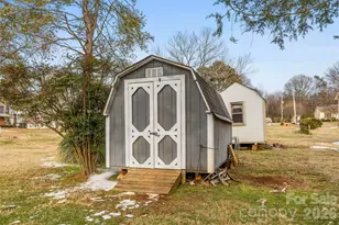 2600 Castlewood Dr, Gastonia, NC 28056 - Photo 23