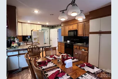 4635 Cloverdale Avenue, Charlotte, NC 28212 - Photo 11