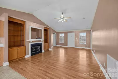 124 Deer Haven Drive, Statesville, NC 28625 - Photo 5