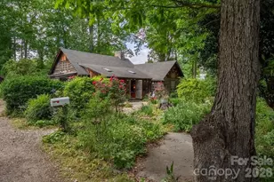 2107 Mandarin Blvd, Charlotte, NC 28205 - Photo 1