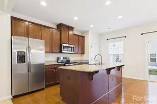 2440 Mariners Cove Ln, Denver, NC 28037 - Photo 3