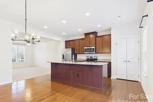 2440 Mariners Cove Ln, Denver, NC 28037 - Photo 5