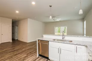 2611 Caroline St, Statesville, NC 28625 - Photo 5