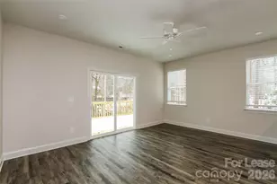 2611 Caroline St, Statesville, NC 28625 - Photo 9