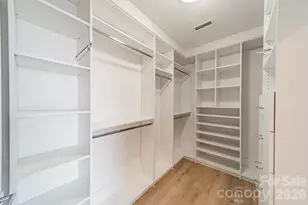 333 W Trade St, Charlotte, NC 28202 - Photo 17