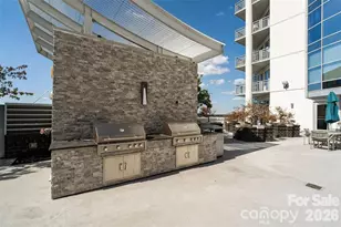 333 W Trade St, Charlotte, NC 28202 - Photo 25