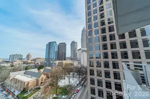 333 W Trade St, Charlotte, NC 28202 - Photo 9