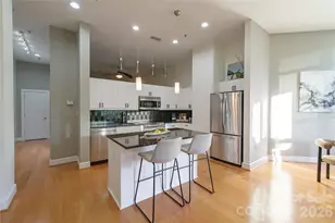 333 W Trade Street W, Charlotte, NC 28202 - Photo 7