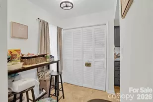 2911 Iron Gate Ln, Charlotte, NC 28212 - Photo 5