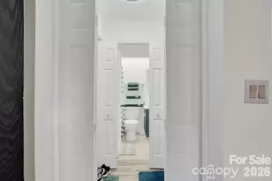 2911 Iron Gate Ln, Charlotte, NC 28212 - Photo 13