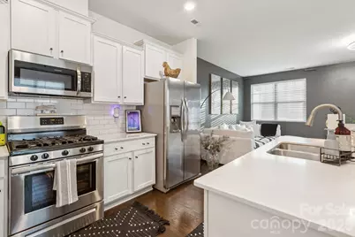 284 Ascot Run Way, Fort Mill, SC 29715 - Photo 5