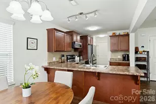 5242 Crystal Lakes Dr, Rock Hill, SC 29732 - Photo 11