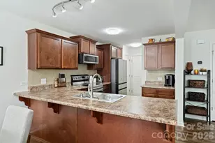 5242 Crystal Lakes Dr, Rock Hill, SC 29732 - Photo 13
